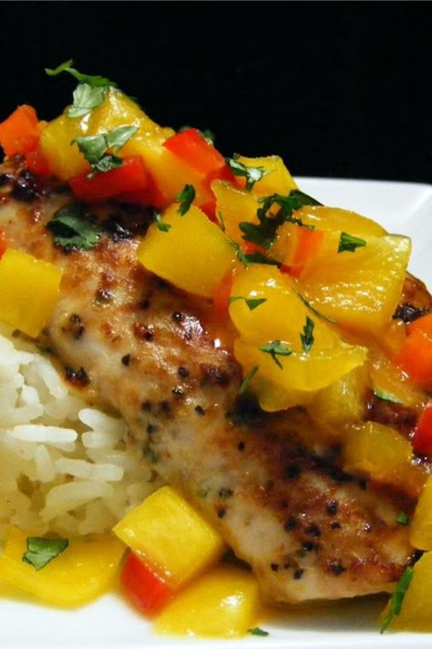 Seafoods Recipe, Coconut Rice And Mango, Mahi Mahi Recipes, Fish Marinade, Mango Salsa Recipes, Coconut Rice, Mango Salsa, Salsa Recipe, Mahi Mahi