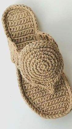 Sandal Rajut, Footwear Ideas, Diy Crochet Slippers, Crochet Shoes Pattern, Crochet Slipper Pattern, Tutorial Ideas, Crochet Sandals, Slippers Summer, Knit Shoes