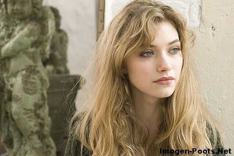 Imogen Poots Imogen Poots Icons, Imogene Poots, Imogen Poots, Captain America Winter Soldier, Targaryen Aesthetic, Alt Girls, Female Character Inspiration, Looks Style, Aphrodite