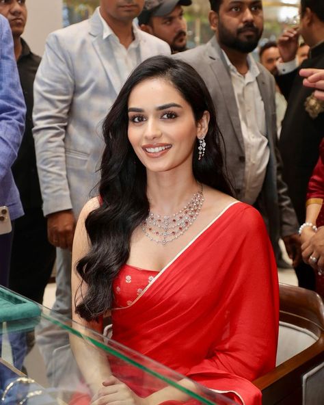 Manushi Chhillar (@manushi_chhillar) • Instagram photos and videos Manushi Chillar, Manushi Chhillar, Bridal Dress, Ethnic Wear, Bridal Dresses, Instagram Photos, Photo And Video, Instagram Photo, Hair Styles