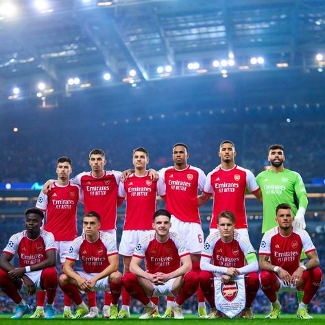 Arsenal Team Photo, Arsenal Pictures, Arsenal Photo, Arsenal Team, Arsenal Fc Wallpapers, Arsenal Premier League, Football Aesthetic, Arsenal Wallpapers, Hector Bellerin