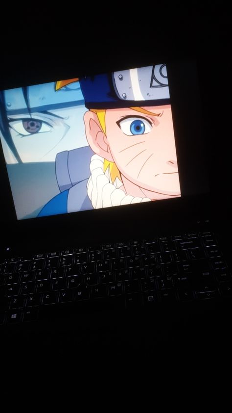 Watching Anime On Laptop, Anime Watching Tv Aesthetic, Anime On Laptop Aesthetic, Naruto Watch, Anime Pc, Dump Pics, Watching Anime, Naruto Quotes, Ayyy Lmao