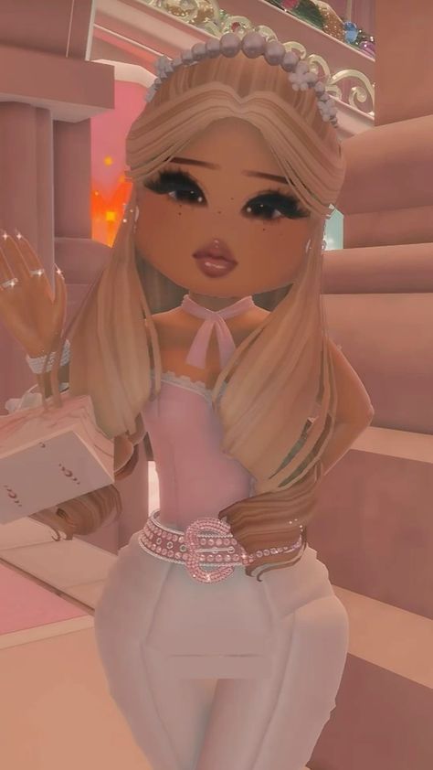 Starlight Halo Royale High, Royal High Outfits Ideas Cheap, Rh Design, Royal Core, Princess Games, Cute Ipad Cases, High Hair, Royal Clothing, Aesthetic Roblox Royale High Outfits