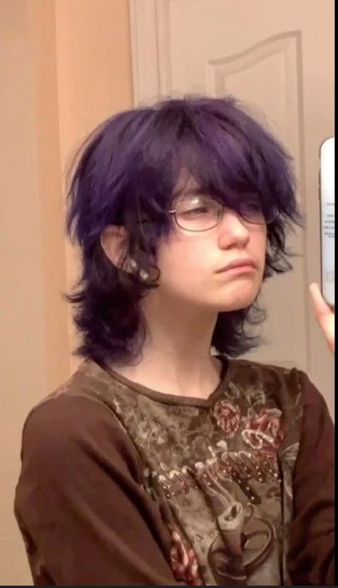 Purple Wolf Cut, Alt Short Hair, Purple Mullet, Alt Mullet, Hairstyles Alt, System Faceclaims, Wolf Cuts, Brown Hair Boy, Dark Purple Hair