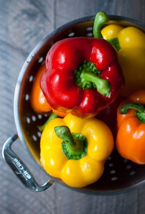 Pepper Pictures, Stuffed Peppers With Ground Turkey, Vegetables Photography, More Veggies, Turkey Meat, Fruit Photography, Peppers And Onions, Stuffed Sweet Peppers, Beauty Standards