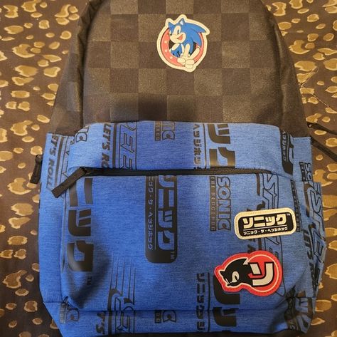 Sonic Backpack. It is in used condition. Sonic Clothes Aesthetic, Sonic Backpack, Sonic Merch, Retro Room Ideas, Silly Clothes, Aphex Twin, City Club, Sonic Boom, Sonic Art