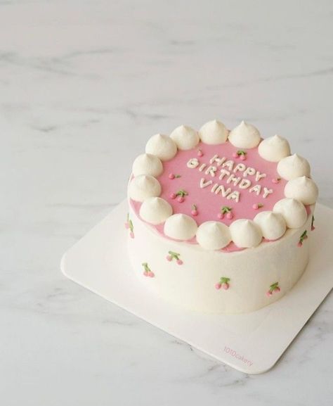 Simple Birthday Cake Designs, Korea Cake, Make Birthday Cake, Ocean Cakes, Cake Decorating Icing, Cake Cafe, Korean Cake, Simple Cake Designs, Mini Cakes Birthday