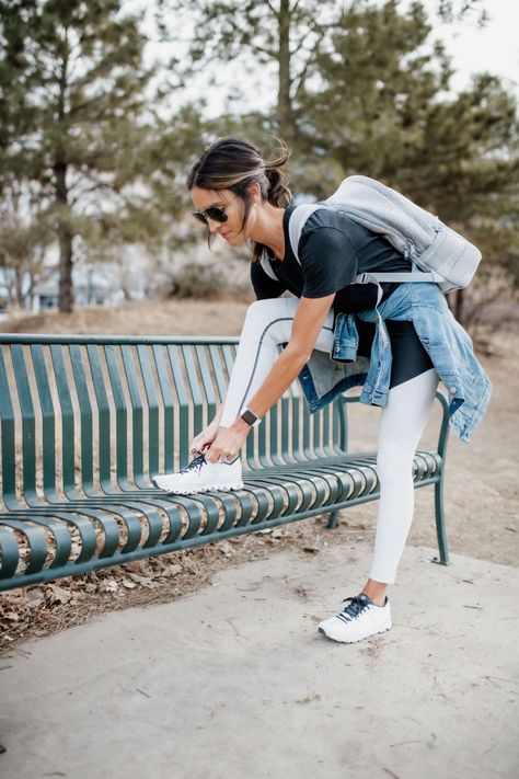 Lauren Kay Sims | on cloud x sneaker review! On Cloud Shoes, Lauren Kay Sims, Cloud Shoes, Best Running Shoes, Walk This Way, Trendy Fall, Sneakers Outfit, Cozy Fashion, Looks Style