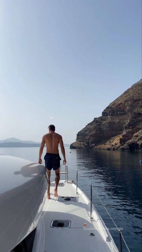 Rich French Man Aesthetic, Rich Italian Aesthetic, Wealthy Wedding, Italian Getaway, 2024 Energy, Man Lifestyle, Fotografi Vintage, Fictional Men, Yacht Life