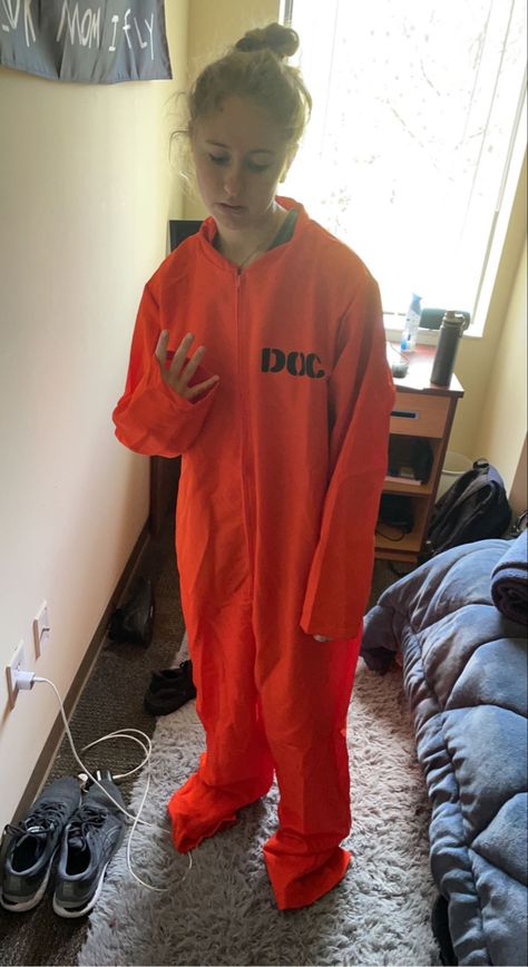 Prison Clothes, Prison Pictures, Inmate Costume, Prison Jumpsuit, Prison Outfit, Prisoner Costume, Prison Inmates, Anime Clothes, Digital Diary