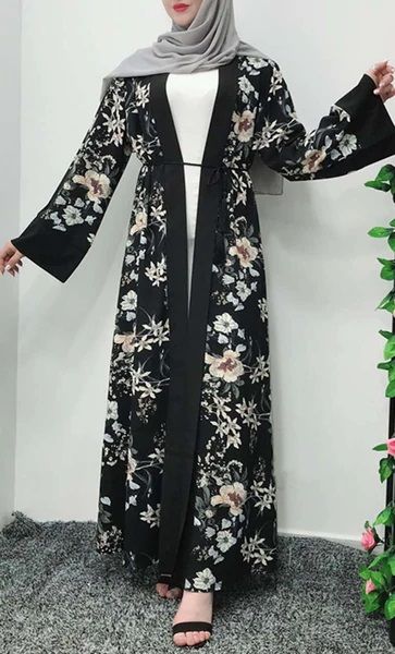 Latest Open Abaya Styles For Ramadan - Zahrah Rose Open Abaya Style, Luxury Abaya, Regular Outfits, Abaya Styles, Abaya Design, Abaya Kimono, Open Abaya, For Ramadan, Batik Fashion