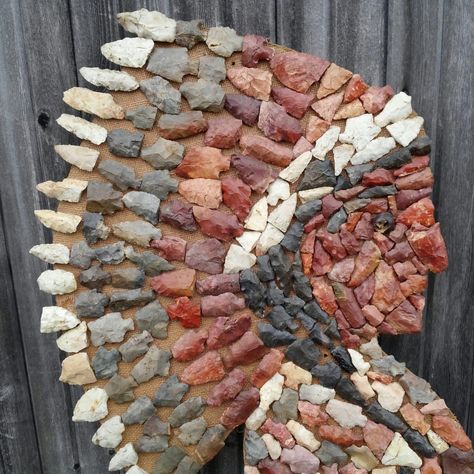 Arrowhead Display Ideas, Arrowhead Art, Arrowhead Display, Artifact Display, Rock Collection Display, Flint Rock, Ancient Artifacts Prehistoric, Arrowheads Design, Native American Tools