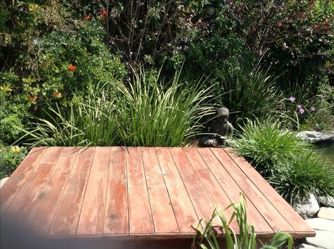 I would love a simple outdoor platform for yoga like this one! Backyard Yoga Platform, Meditation Platform Outdoor, Pallet Yoga Platform, Meditation Deck Outdoor, Yoga Platform Outdoor, Yoga Deck Outdoor, Outdoor Yoga Platform, Meditation Platform, Yoga Space Design