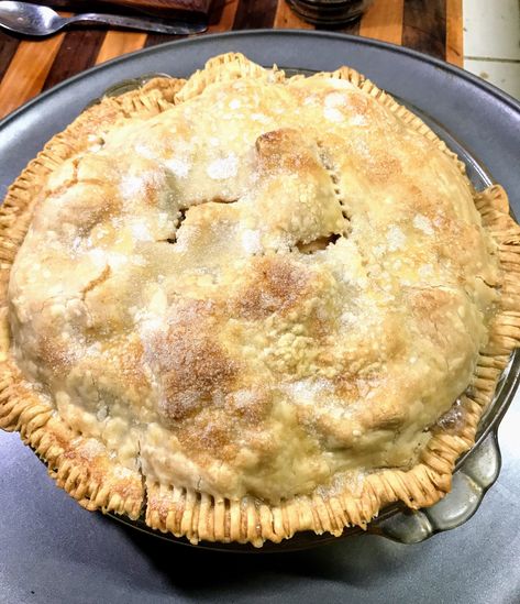 Never Fail Pie Crust Pie Crust With Vinegar, Pie Crust Recipe With Vinegar, Never Fail Pie Crust, Lard Pie Crust, No Fail Pie Crust, Homemade Pie Crust Recipe, How To Make Pie, Flaky Pie Crust, Homemade Pie Crusts