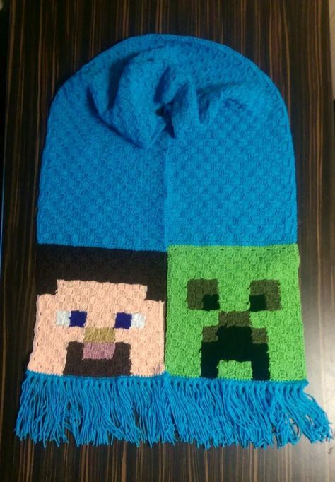 Minecraft Scarf | the loopy home… Minecraft Crochet Patterns, Minecraft Hat, Cap Inspiration, Minecraft Crochet, Minecraft Pattern, Crochet Kids Scarf, Christmas Cap, Childrens Scarf, Crochet Beanies