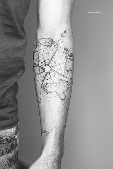 Mens Map Tattoo Sleeve, Curiosity Tattoo Ideas, Map Lines Tattoo, Traditional Tattoo Upper Arm, Mens Upper Arm Tattoo, Inner Upper Arm Tattoos, Small Tattoos For Guys Arm, Upper Arm Tattoos For Guys, Tattoo Practice Stencils