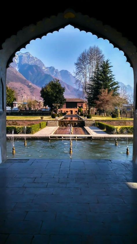 Agar Firdaus bar rōy-e zamin ast, hamin ast-o hamin ast-o hamin ast. View from Diwan e khaas, second terrace of Shalimar Garden Srinagar Kashmir Pic: 06/03/2017 (Full screen recommended) Photo by Danish Yaseen ©Dy Photography Mughal Garden Kashmir, Shalimar Garden Kashmir, Srinagar Aesthetic, Srinagar Kashmir Photography, Kashmir Pics, Kashmir Photos, Ancient Persian Architecture, Kashmir Tourism, Shalimar Garden