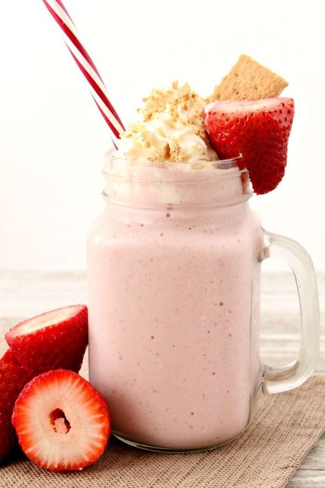 Strawberry Cheesecake Smoothie Recipe! And easy Summertime Treat and dessert recipe for kids and adults! Perfect for summer parties to cool off that is refreshing and EASY! #passion4savings #summer #drink #recipes #smoothies #homemade #diy #strawberry #cheesecake #refreshing #party #snack #kidfriendly Cheesecake Smoothie, Easy Strawberry Cheesecake, Easy Breakfast Smoothies, Cold Drinks Recipes, Smoothie Recipes For Kids, Dessert Recipes For Kids, Fresh Strawberry Recipes, Blueberries Smoothie, Easy Smoothie Recipes