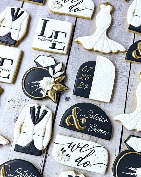 Wedding season is fully on while holiday season is approaching. If you have a big event until the end of the year-contact me as soon as you have the date reserved. . . . . . . #mycookiespace #lacookies #labaker #lasweets #ladesserts #latreats #lapartyfavor #losangelescookies #losangelescustomcookies #customcookieslosangeles #losangelespartyfavors #partyfavorslosangeles #decoratedcookieslosangeles #sugarcookieslosangeles #fyp #foryoupage #fypシ #fypage #foryourpage❤️ #fypage✨ #lacookier #lacook... Wedding After Party, 2024 Wedding, Wedding Cookies, Custom Cookies, Decorated Cookies, Wedding Season, Cookie Decorating, White Wedding, Sugar Cookies