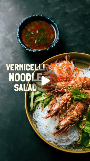 Zai • Oishi Mate on Instagram: "IT’S CHEWSDAY INIT | Ep. 4 Vermicelli Noodle Salad w/ Grilled Prawns 🥗🦐 30 minutes on the clock to make something OISHII! #reel #recipe #homecooking" Grilled Prawns, Vermicelli Noodles, Japanese Noodles, Noodle Salad, Home Cooking, 30 Minutes, Noodles, Yummy Food, Clock