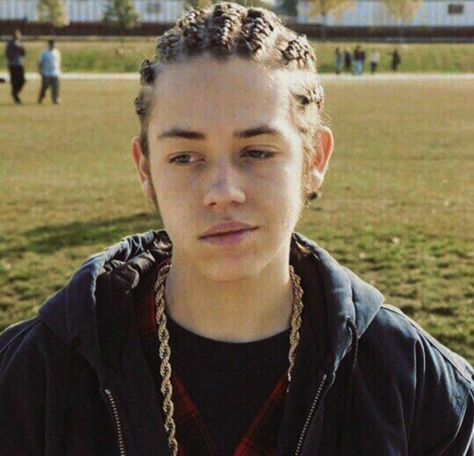 Ethan Cutkosky Hot Pics, Ethan Cutkosky Snapchat, Shameless Carl Gallagher, Shameless Series, White Boy Carl, Shameless Season, Carl Shameless, Shameless Characters, Ethan Cutkosky