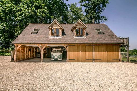 A room above garage in Surrey – Oakwrights Garage With Room Above, Timber Frame Garage, Surrey House, Room Above Garage, Timber Garage, Cotswold Cottage, Oak Frame House, Oak Framed Buildings, Eldest Daughter