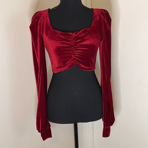 Maroon Red Velvet Long Sleeve Crop Top Red Velvet Shirt, Crop Top Long Sleeves, Red Velvet Top, Douyin Fashion, Velvet Top Long Sleeve, Full Sleeve Top, Red Long Sleeve Tops, Maroon Shirts, Velvet Flares