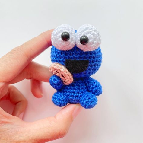 Monster Crochet Pattern Free, Cookie Monster Crochet, Crochet Cookie Monster, Crochet Cookie, Monster Crochet Pattern, Cute Crochet Things, Monster Crochet, Crochet Monsters, Crochet Things