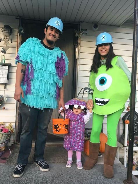 Sully Costume Mens, Diy Sully Costume Men, Diy Sully Costume Monsters Inc, Sully Monsters Inc Costume, Home Made Halloween Costumes, Sully Costume Diy, Mike And Sully Costume, Mike Wazowski Costume, Sully Costume