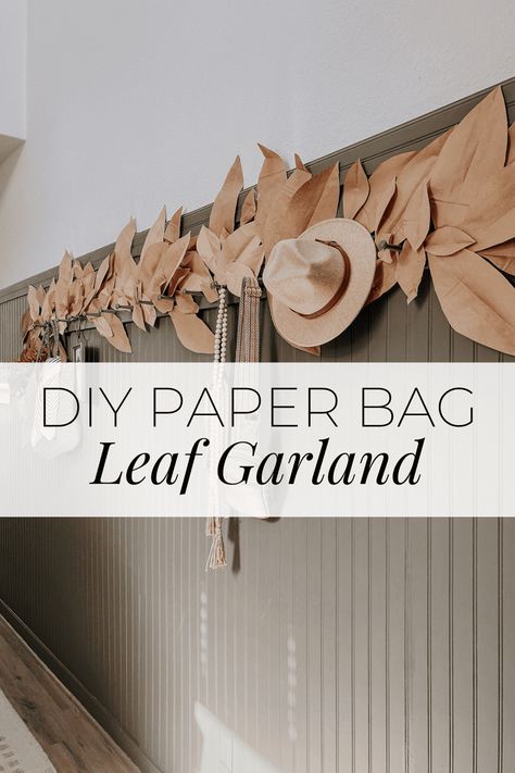 Easy DIY Fall Craft - how to make a simple DIY paper bag leaf garland for your home Fall Decor Paper, Diy Paper Leaf, Paper Leaf Garland, Fall Garland Diy, Easy Diy Fall Crafts, Diy Paper Bag, Paper Grocery Bags, Paper Leaf, Diy Fall Decor