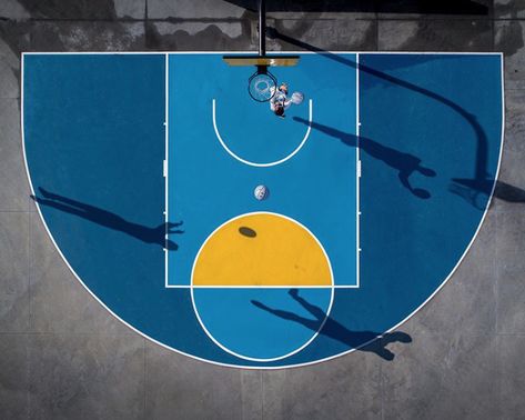 Our latest half court in Silverdale Auckland, shot by aerial photographer Petra Leary. Basketball Court Design, Landscape Plane, Backyard Court, Playground Flooring, Street Basketball, Changchun, Basketball Courts, Sport Park, School Murals