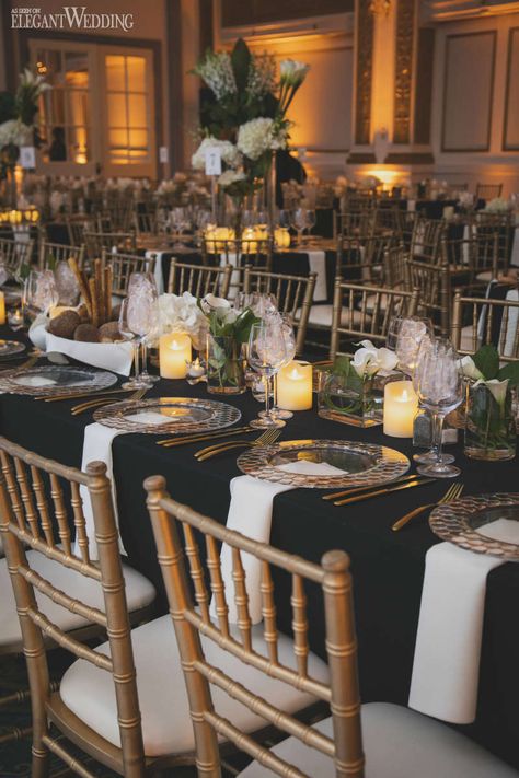 Black Silver Gold Table Setting, Black Wedding With Gold Accents, Black And Gold Wedding Place Settings, Black And Gold Place Setting Wedding, Gold And Black Wedding Table Setting, Black Gold And Glass Wedding, Gold White Wedding Table Setting, Black And Cream Table Setting, Gold Chivari Chairs Black Table Cloth