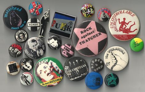 E Portfolio, Vintage Badges, 70s Punk, Badge Maker, Punk Pins, Punk Patches, Battle Jacket, Diy Pins, Punk Vintage