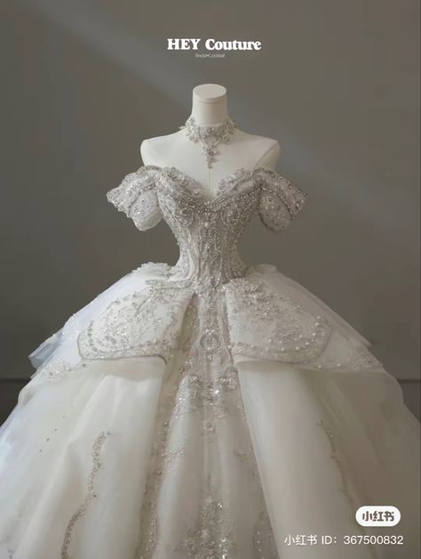 Hey Couture, Ballroom Wedding Dresses, Big Wedding Dresses, Fairy Wedding Dress, Fairy Tale Wedding Dress, Pretty Wedding Dresses, Fancy Wedding Dresses, Fairy Wedding, Dream Wedding Ideas Dresses