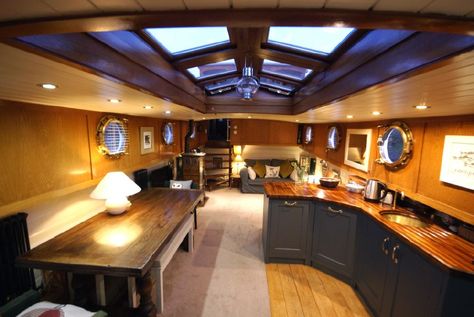 Dutch Barge Interior, Live Aboard Boats, Houseboats Interiors, Barge Living, Houseboat Design, Barge Interior, Canal Boat Interior, Barges For Sale, House Boats For Sale