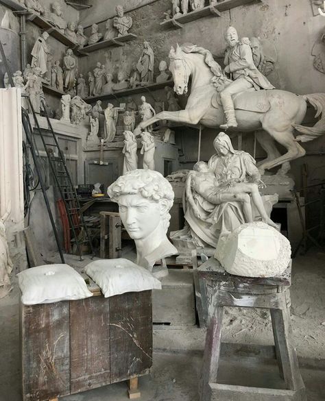 Greece Sculpture, Angelic Aesthetic, Sculpture Museum, Amalfi Italy, Warehouse Design, Art Studio Room, The Obsession, Ancient Sculpture, Museum Architecture