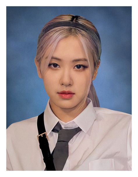 sʙ on Twitter: "Senior Roseanne Park https://t.co/QLm47u3lie #로제 #ROSÉ #BLACKPINK @BLACKPINK… " Rosé Uniform, Rosé School, Bp Rosé, 17 Kpop, Yearbook Photos, Id Photo, Park Rosé, School Photos, Park Chaeyoung