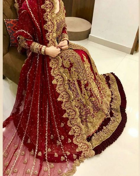 Red Bridal Lehenga Pakistani, Bridal Dresses Pakistani, Bridal Lehenga Pakistani, Lehenga Pakistani, Red Bridal Lehenga, Pakistani Bridal Couture, Dresses Pakistani, Red Bridal Dress, Bridal Dupatta