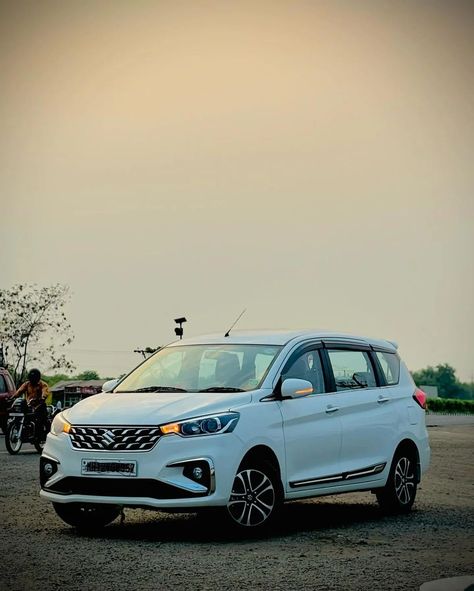 "Powerful Engine and High-Tech Features: Maruti Suzuki Ertiga 2024" Ertiga Car, Maruti Suzuki Ertiga, Suzuki Ertiga, Bride Photography Poses, New Photos Hd, Maruti Suzuki, Mitsubishi Mirage, Photos For Profile Picture, Pose Style