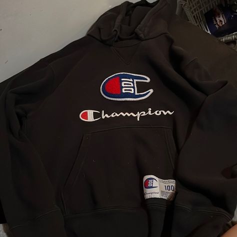 champion hoodie Champion Hoodie Aesthetic, Champion Hoodie Outfit, Black Champion Hoodie, Hoodie Aesthetic, Aesthetic Black, Champion Hoodie, Hoodie Outfit, Black Aesthetic, Outfit Inspo