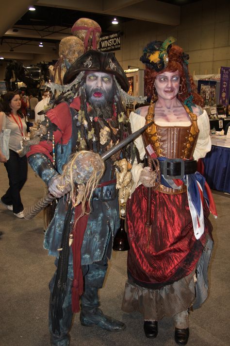 Zombie Pirates | SDCC 2010 Spooky Pirate Costume, Undead Pirate Makeup, Undead Pirate Costume, Drowned Pirate Costume, Zombie Pirate Makeup, Mushroom Pirate, Dead Pirate Costume, Scary Pirate Costume, Scary Pirate Makeup