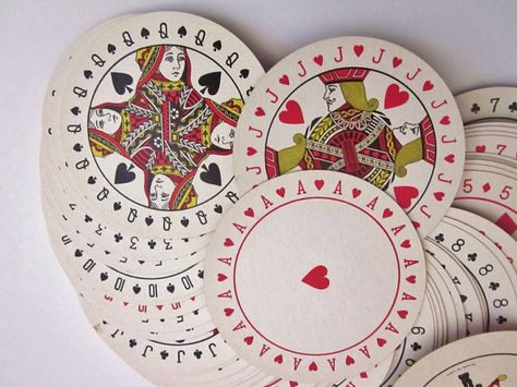 Joker Card Art, Round Cards, Cool Playing Cards, Art Deco Cards, Play Cards, Playing Cards Design, Gambling Tattoo, Vintage Playing Cards, 카드 디자인