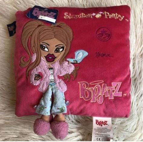 Bratz Theme Room, Bratz Pillow, Bratz Room Decor, Bratz Merch, Bratz Accessories, Epic Sleepover, 2000s Core, 2000s Room, Y2k Room