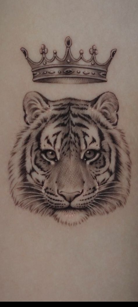 Tiger Queen Tattoo, Tiger Crown Tattoo, Crown Tattoo Design Men, Crown Tattoo Forearm, White Tiger Tattoo For Women, Tiger With Crown Tattoo, Tiger Tattoo For Women Back, Tiger Back Tattoo Woman, Tiger Tattoo Design For Women