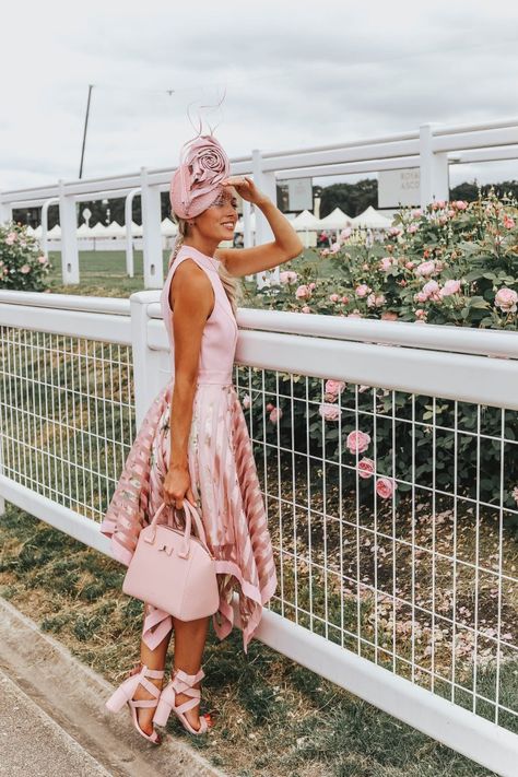 What To Wear To Royal Ascot - Fashion Mumblr Pink Races Outfit, Fashion On The Field, Race Day Fashion 2023, Ladies Day Races Outfit, Lady's Day Outfit, Dress For The Races, Big Kentucky Derby Hats, Summer Race Day Outfits, Royal Ascot Outfit Ideas