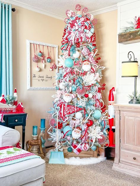 Aqua Red Christmas Decor, Light Blue And Red Christmas Tree, Red And Aqua Christmas Tree, Aqua And Red Christmas Tree, Red And Teal Christmas Tree, Teal And Red Christmas Decor, Diy Christmas Decorations Outdoor, Christmas Tree Ideas Red, North Pole Christmas Tree