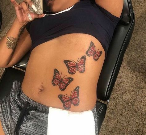 Monarch butterfly trail tattoo Wörter Tattoos, Stomach Tattoos Women, Belly Tattoos, Petit Tattoo, Outfit Nike, Kunst Tattoos, Tattoos Mandala, Snakebites, Inspiration Tattoo