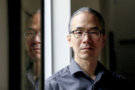 “We Have Built a Giant Treadmill That We Can’t Get Off”: Sci-Fi Prophet Ted Chiang on How to Best Think About About AI | Vanity Fair Ted Chiang, Upton Sinclair, John Roberts, John Waters, Kurt Vonnegut, Isaac Asimov, Kids Science, Popular Science, Adventure Story