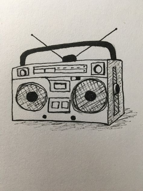 Sketches When Your Bored, Vintage Radio Drawing, Music Things To Draw, Drawing Ideas Music Sketch, Old Radio Drawing, Boom Box Drawing, Walkman Drawing, Radio Doodle, Cassette Drawing