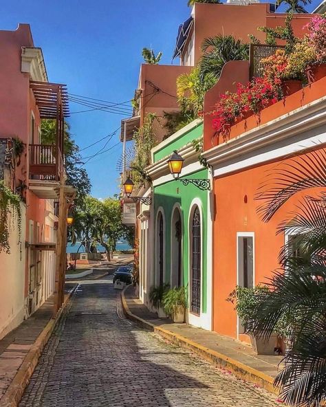 Puerto Rican Architecture, Puerto Rico Architecture, Puerto Rico House, Atmospheric Perspective, Landscape References, Puerto Rico Pictures, Puerto Rico Trip, Puerto Rico Vacation, Puerto Rico Art